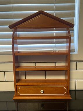RARE 1989 Lenox Spice village shelf.